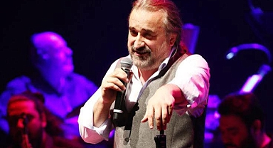 Usta sanatçı Volkan Konak hayatını kaybetti