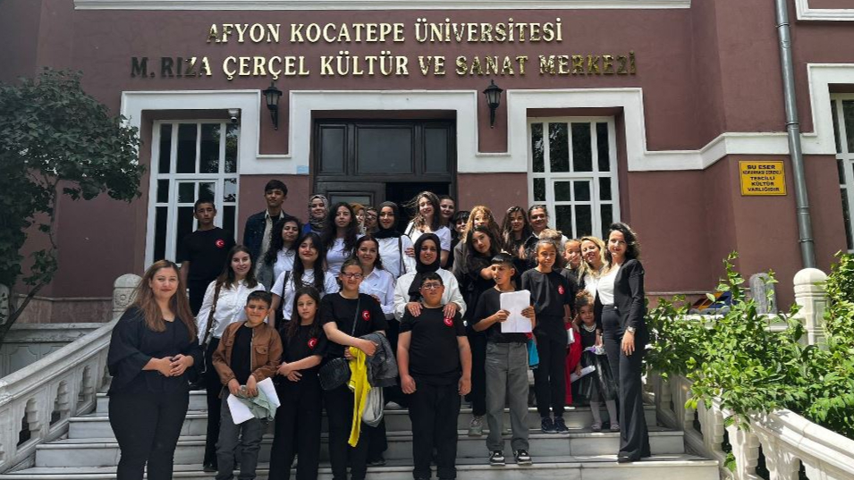 GENÇ KADEM “HEP BİRLİKTE EL ELE” KORO ETKİNLİĞİ GERÇEKLEŞTİ