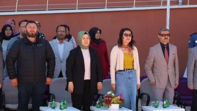 İscehisar Halk Eğitim Merkezi Yıl Sonu Sergisi Açıldı
