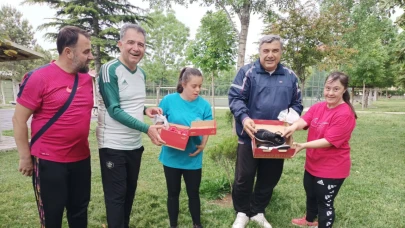 Müdür Sünnetci'den Avrupa Yolcusu Sporculara Moral Desteği