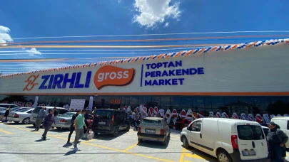 Zırhlı GROSS AVM, Afyonkarahisar'da yoğun ilgi ile açıldı