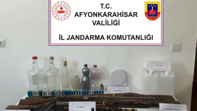 Başmakçı’da Sahte Alkol Ve Ruhsatsız Silah Operasyonu