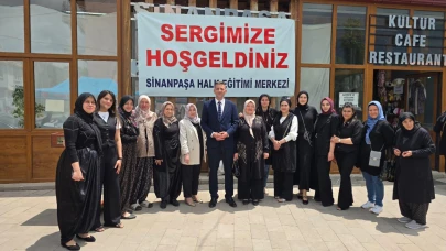 Sinanpaşa’da Hayat Boyu Öğrenme Haftası Sergisi Açıldı