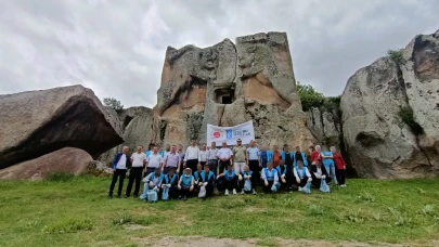 Denetimli Serbestlik Yükümlülerinden Anlamlı Etkinlik: Hem Temizlik Yaptılar Hem Kültürü Tanıdılar