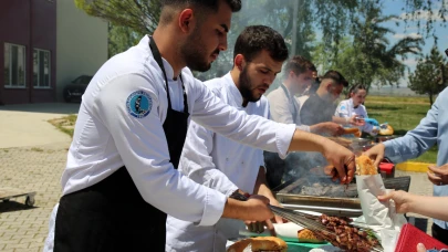 AKÜ’de Sokak Lezzetleri Festivaliyle Türk Mutfağına Lezzetli Yolculuk