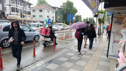 Afyon'da Beklenen Yağış Başladı