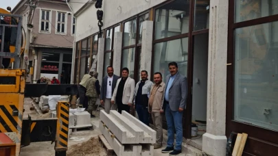 Bolvadin’de Yanan Dükkanlar Yeniden Yapıldı, Teslim İçin Gün Sayıyor