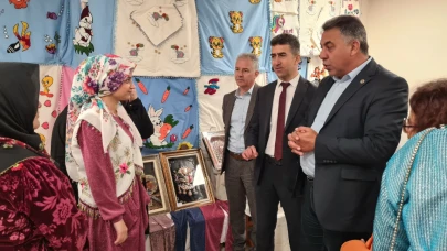 Pazarağaç Beldesinde El Sanatları Sergisi Açıldı