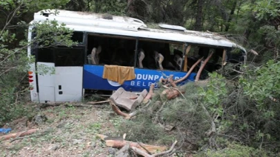 Eskişehir’de Tırmanma Yarışı Görevlilerini Taşıyan Midibüs Kaza Yaptı: 28 Yaralı