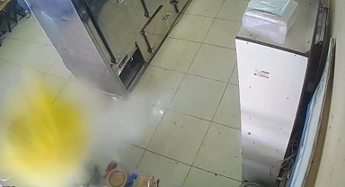 Düdüklü tencere patladı, lokanta çalışanı saniyelerle kurtuldu