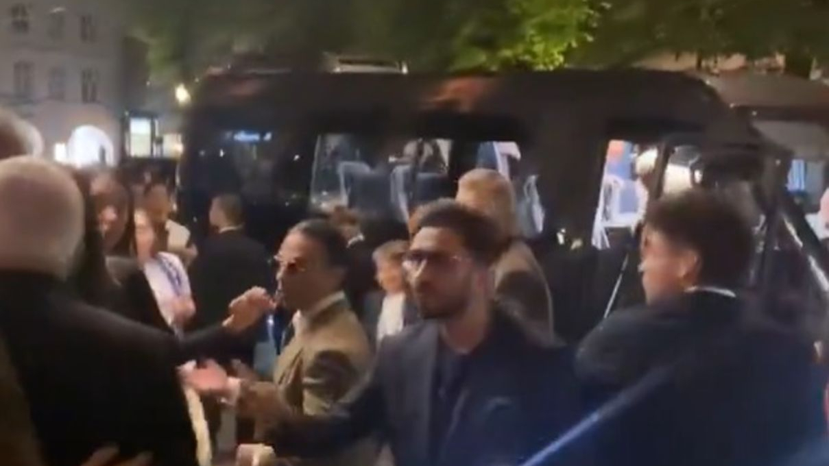 Nusret, Şampiyonlar Ligi kutlama partisinde kapıdan kovuldu