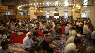 İl il Kurban Bayramı namazı saatleri... Afyonkarahisar'da Bayram Namazı saat kaçta?