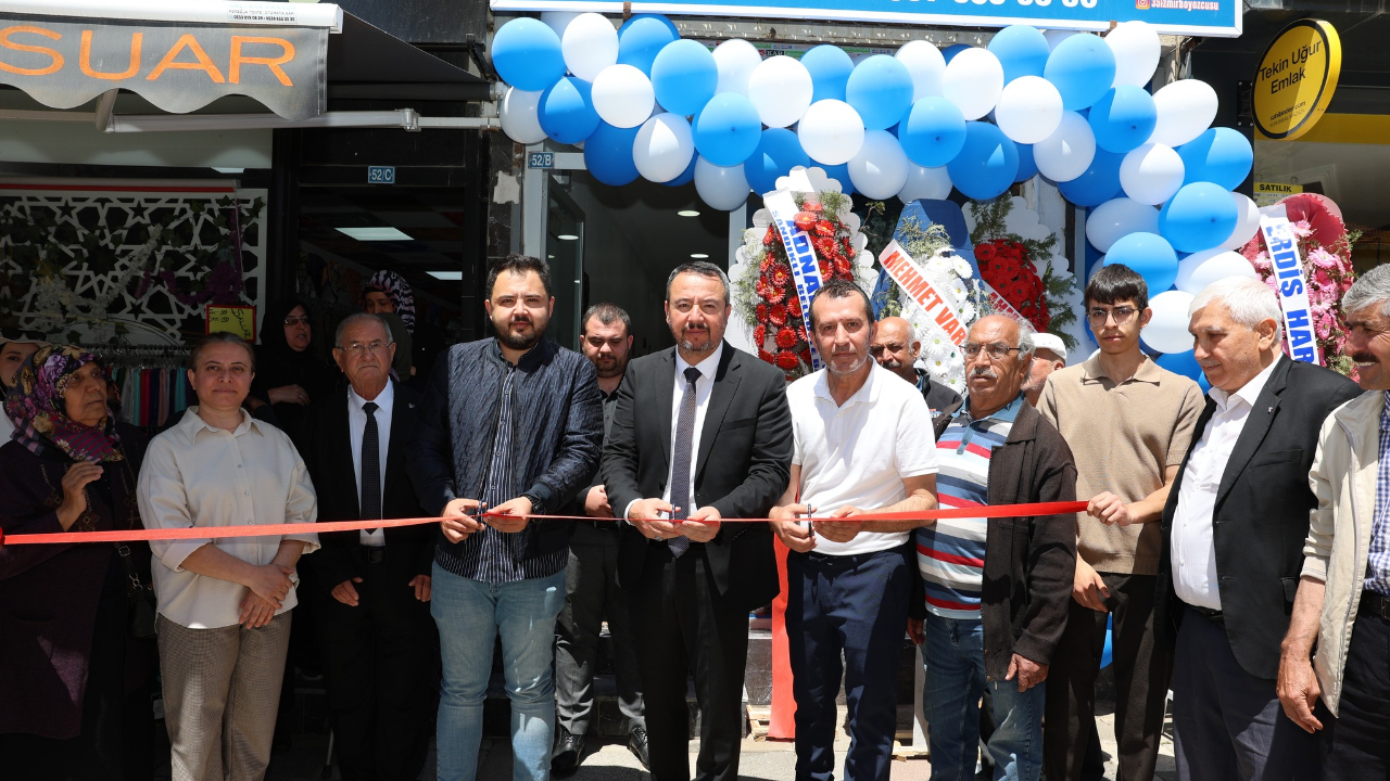 Başkan Öztaş, Sandıklı'da İşletme Açılışına Katıldı