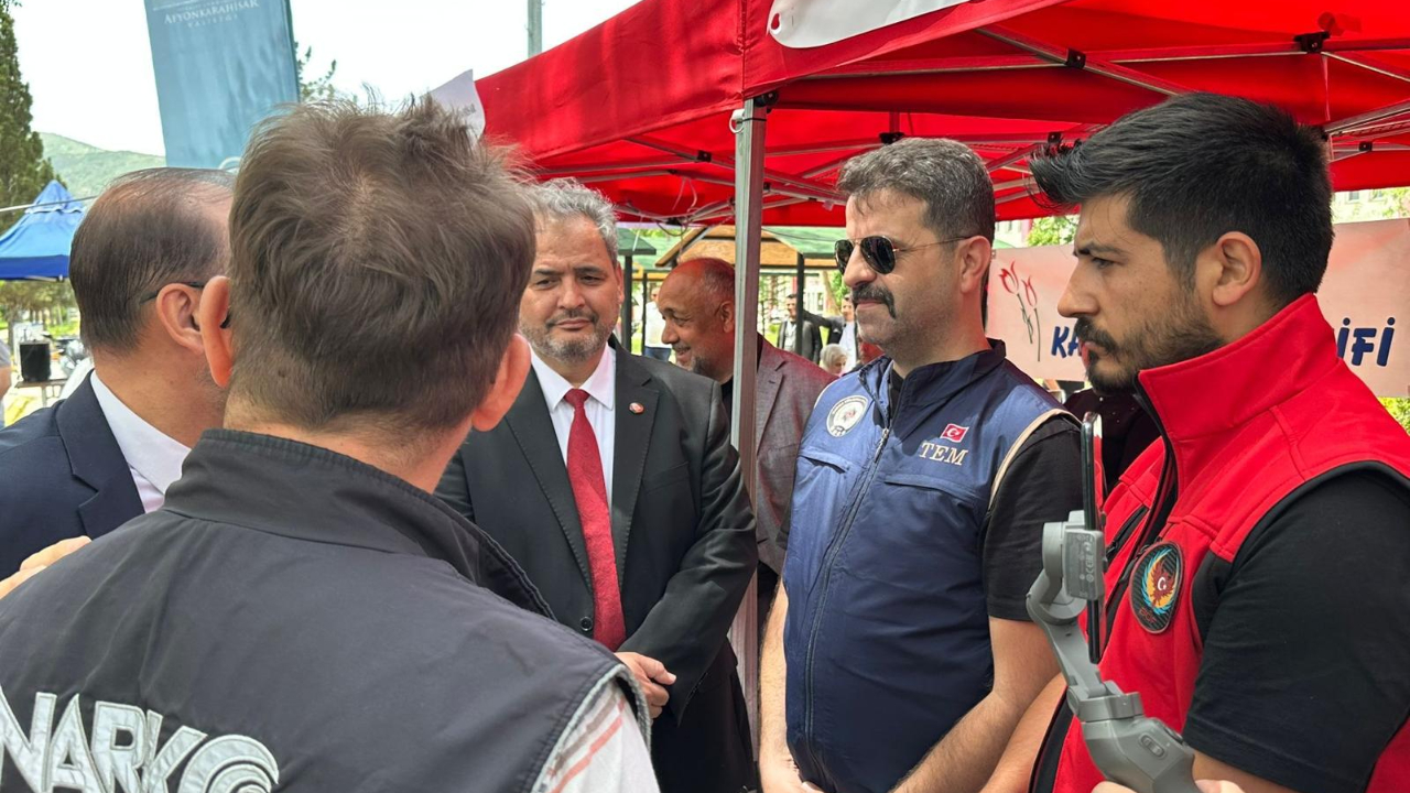 Afyon’da Gençlere ve STK’lara Terörle Mücadele Eğitimi