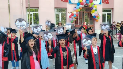Nurettin Karaman İlkokulu’nda Mezuniyet Coşkusu