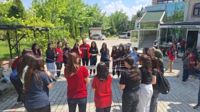 Afyon’da ÇEDES Yıl Sonu Şenliği Coşkuyla Gerçekleştirildi