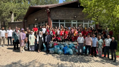 Kızılören’de Çevre Temizliği Yapıldı