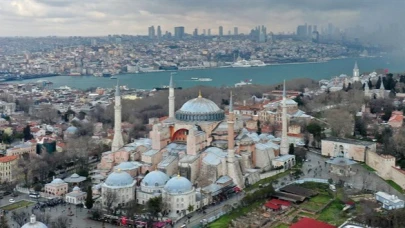 Afyonkarahisar’da Bayram Namazı Kaçta Kılınacak?