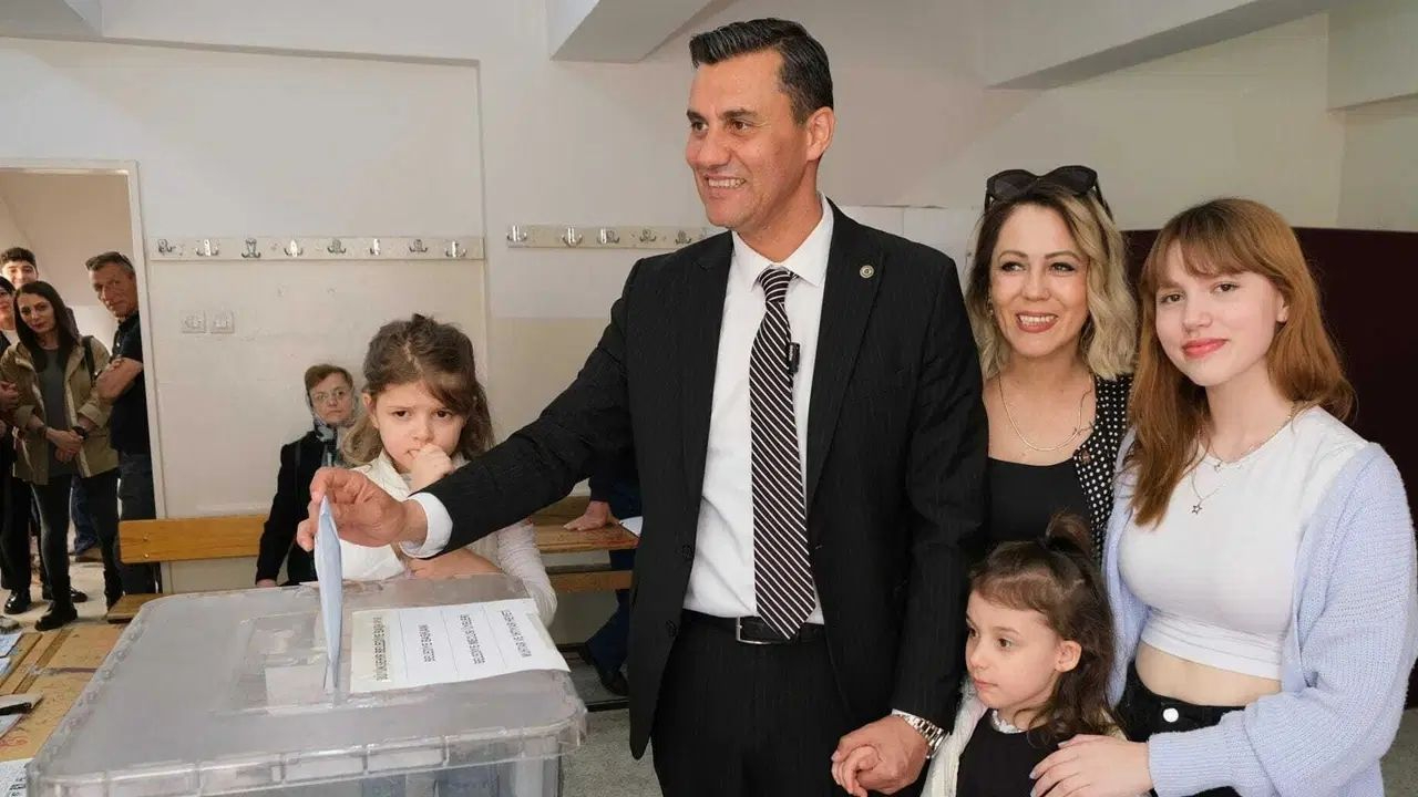 Ferdi Zeyrek'in Eşi Nurcan Zeyrek kimdir, ne iş yapar? Kızı Nehir Zeyrek kaç yaşında?