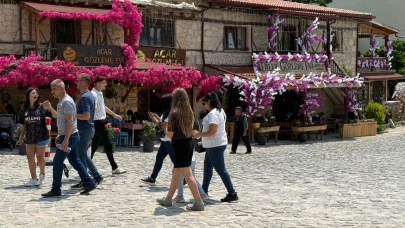 Frig Vadisi Bayram Tatilinde Ziyaretçi Akınına Uğradı