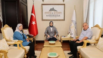 Vali Yiğitbaşı Şehit Ailesini Ağırladı