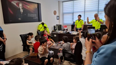 Minik Öğrencilerden Emniyete Ziyaret