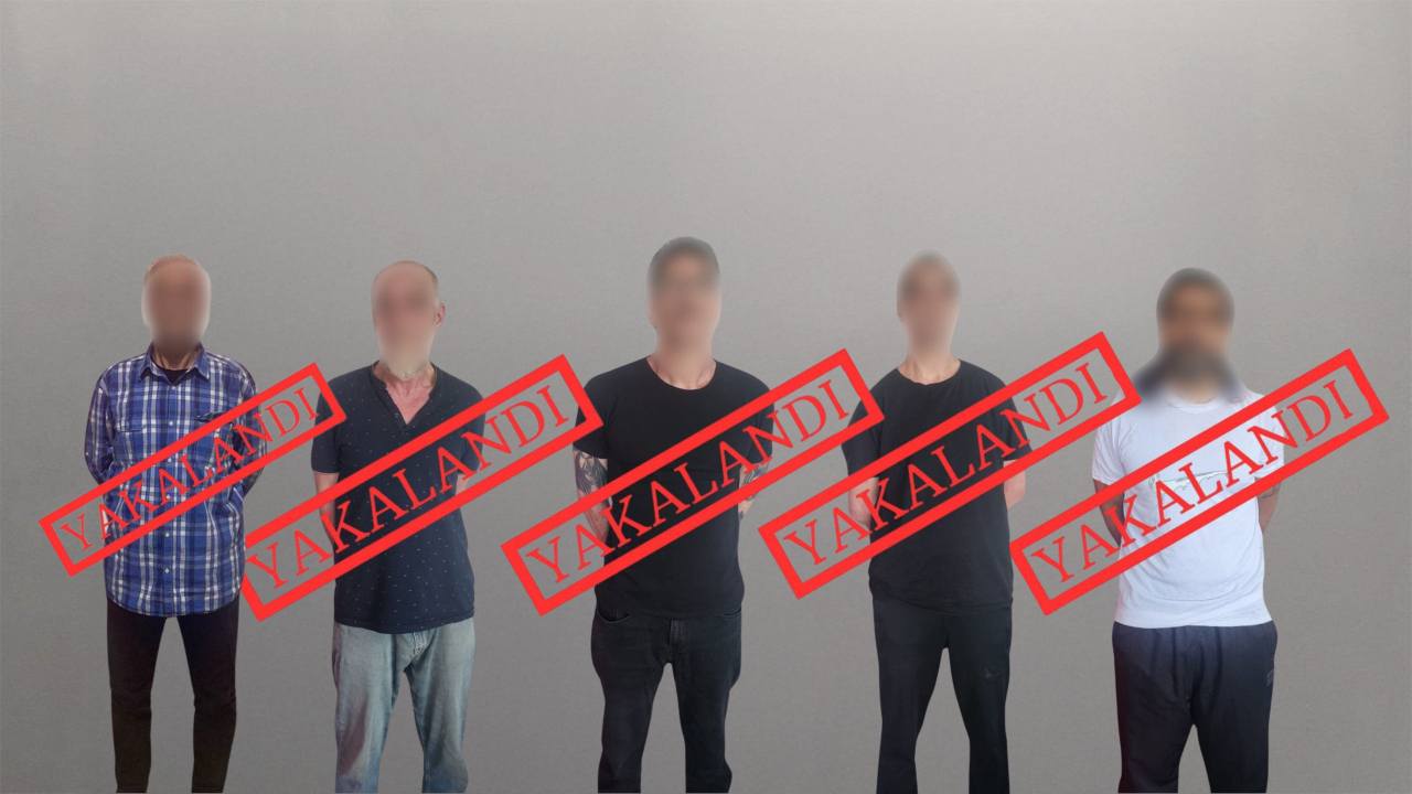 Kırmızı Bültenle Aranan 5 Suçlu Ülkeye Getirildi