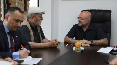 AK Parti Afyon'dan Halk Günü Düzenledi