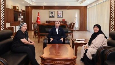 Vali Yiğitbaşı, şehit ailesini makamında ağırladı
