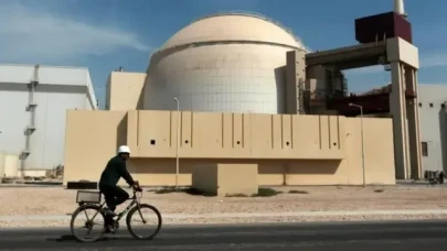 Uluslararası Atom Enerjisi Ajansı'ndan İran'da Nükleer Sızıntı Açıklaması: Natanz Tesisi İmha Edildi