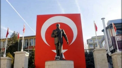Atatürk Anıtının Yeni Yerine Emirdağ Halkı Karar Verecek