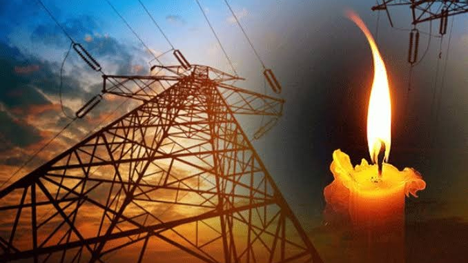 Afyonkarahisar’da Elektrik Kesintileri Sürüyor: Vatandaşlar Tepkili!