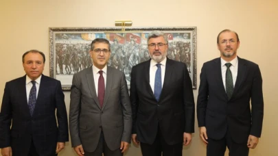 Özkaya'dan Ankara'da Afyonkarahisar’a Yatırım Mesaisi