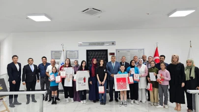 Müdür Sünnetci Başarılı Öğrencileri Ödüllendirdi