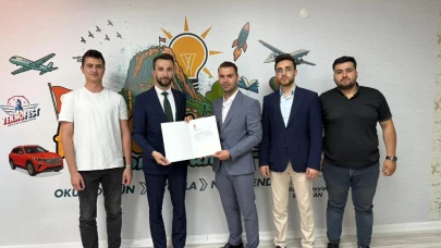 Şuhut AK Gençlik'te Bayrak Değişimi
