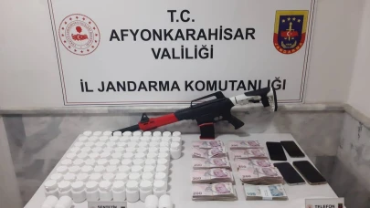 Afyon’da Jandarmadan Uyuşturucu Deposuna Şafak Operasyonu