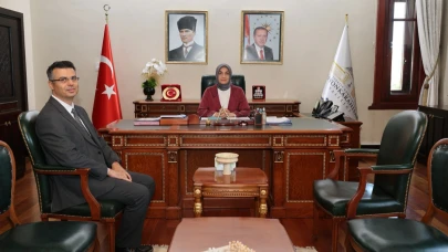 Vali Yiğitbaşı’ndan Dr. Korkmaz’a Yeni Görevinde Başarı Dileği