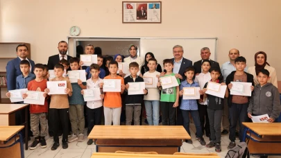 Vali Yiğitbaşı’ndan Öğrencilere Karne Sürprizi