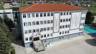 Aynı Okulda Görevli İki Öğretmen Arasında Kavga