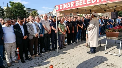 Başkan Şahin Mahmut Demirel’in Cenazesine Katıldı