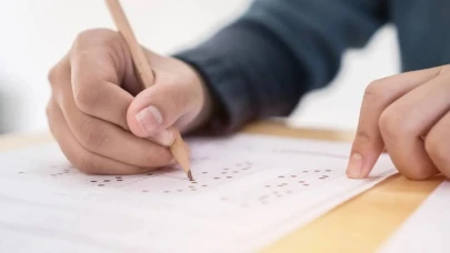 2025 YKS’nin ikinci oturumu AYT başladı