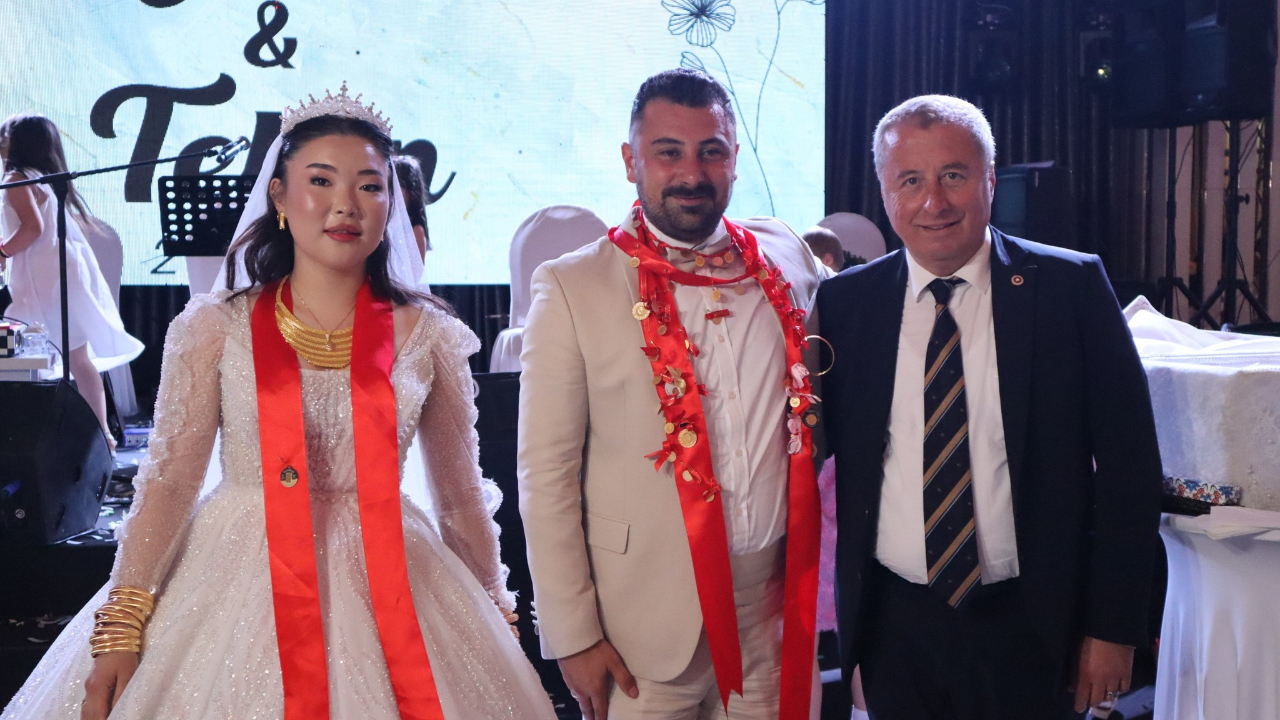 Milletvekili Olgun, Genç Çiftin Mutluluğuna Ortak Oldu