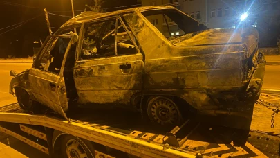 Başmakçı-Dinar Yolunda Otomobil Traktöre Çarptı: 1 Ölü, 4 Yaralı