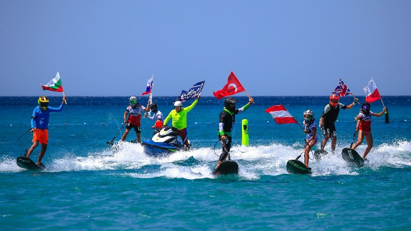 Dünya Motosurf Şampiyonası'nda Final Heyecanı Çeşme’de Yaşandı