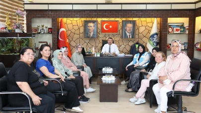 AK Kadınlardan Başkan Öztaş’a Ziyaret