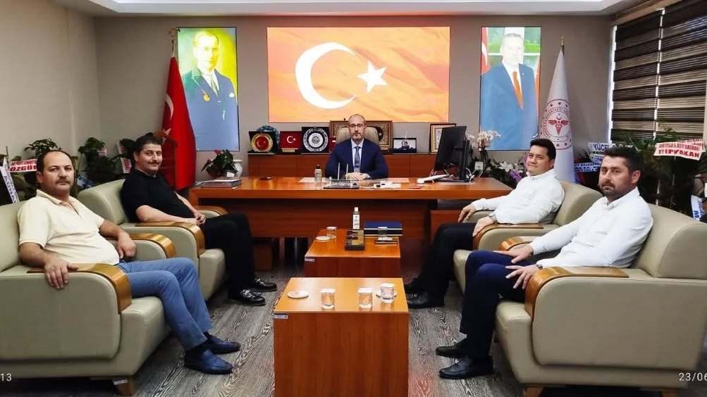 Bolvadin Heyeti'nden İl Sağlık Müdürü Dr. Hakkı Öztürk'e "Hayırlı Olsun" Ziyareti