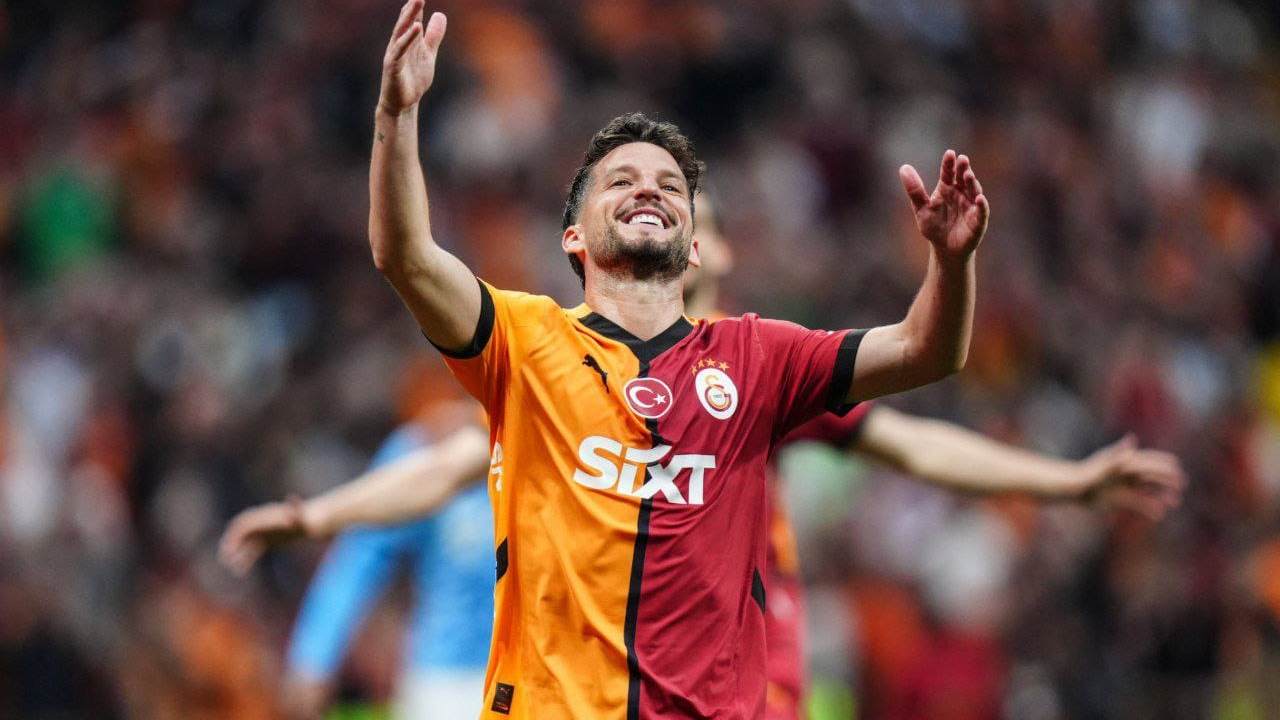 Dries Mertens Futbola Veda Etti