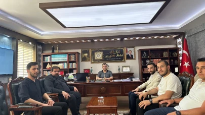 Başkan Koyuncu’ya AK Gençlikten Nezaket Ziyareti
