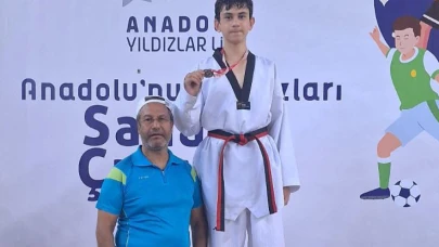 Afyonlu Genç Sporcu 65 Kiloda Türkiye İkincisi Oldu