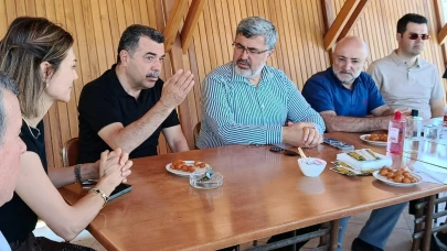 AK Parti Heyetinden Demoto Ailesine Taziye Ziyareti